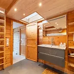Holiday Home Directly On The Zuidlaardermeer