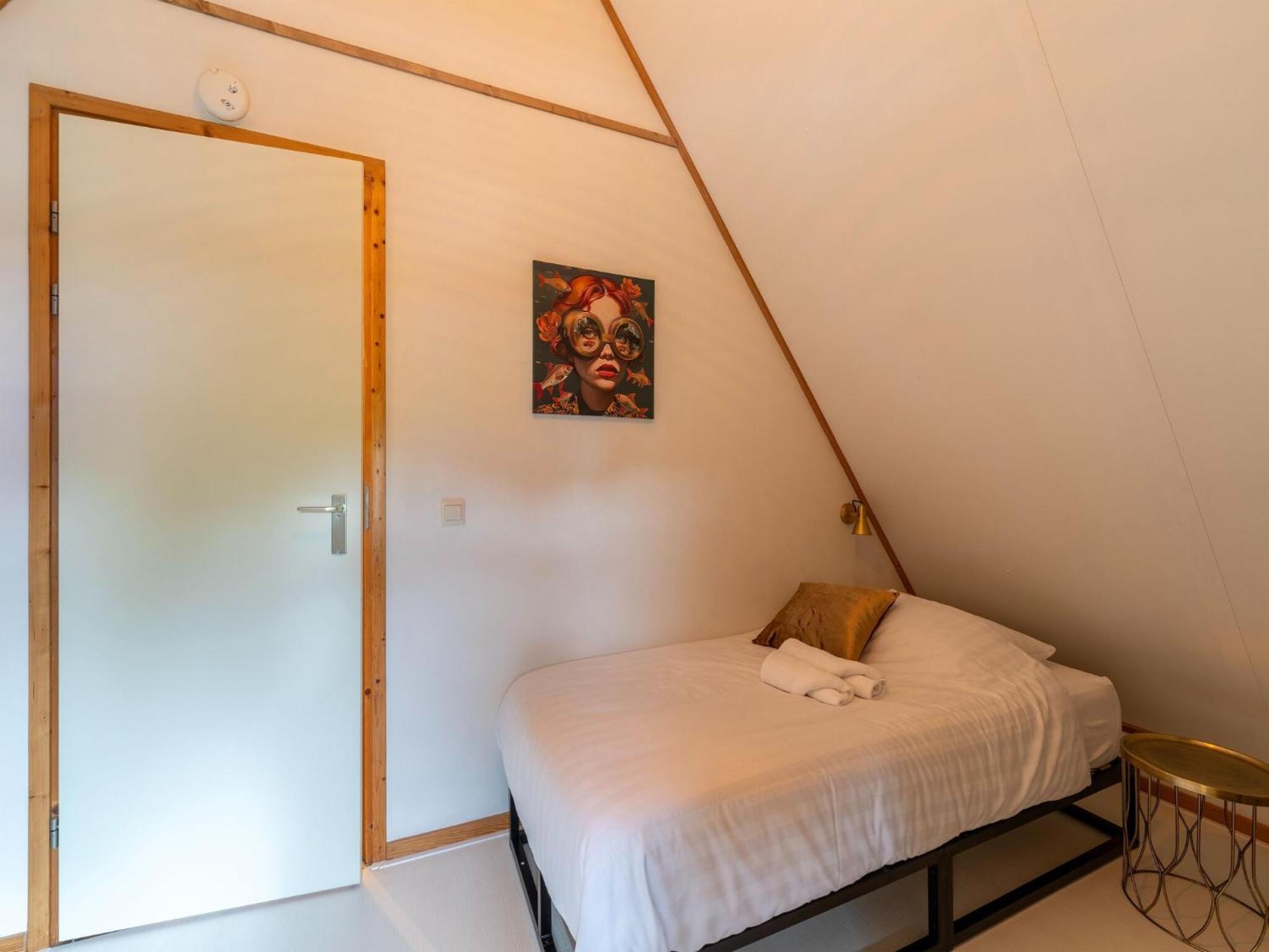 Directly On The Zuidlaardermeer Vakantiehuis *
