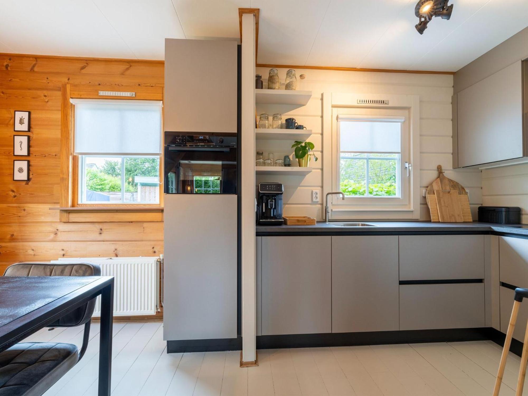 Directly On The Zuidlaardermeer Vakantiehuis Groningen